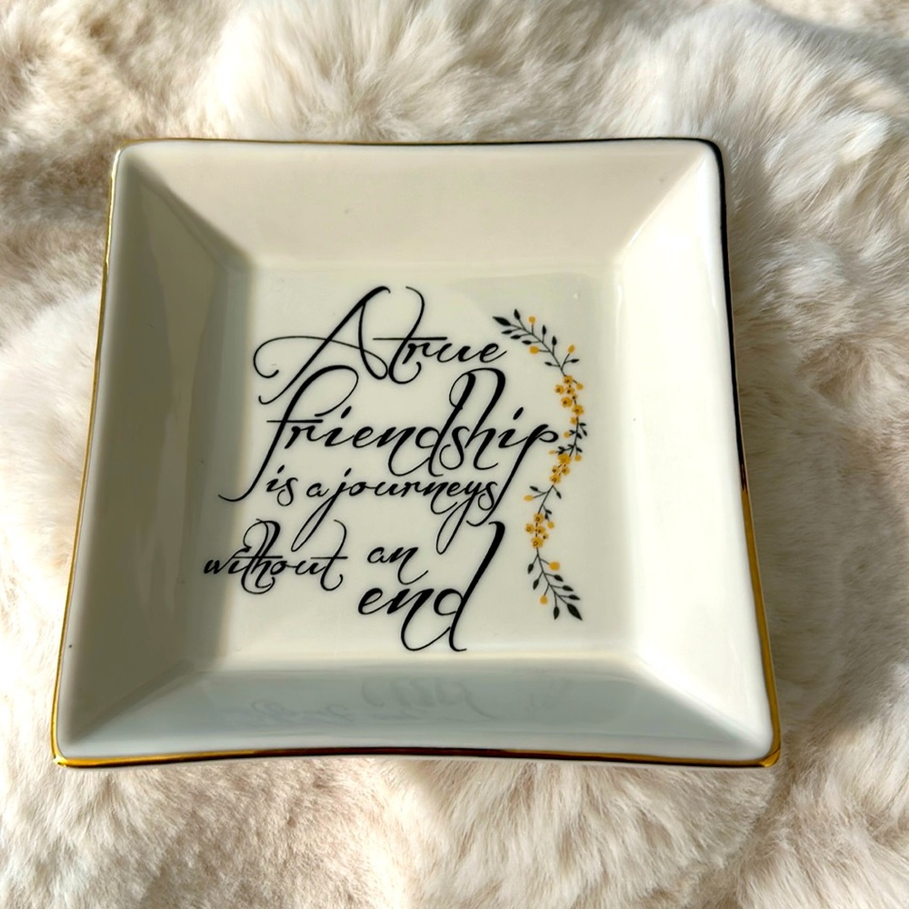 Gold trim trinket/jewelry tray